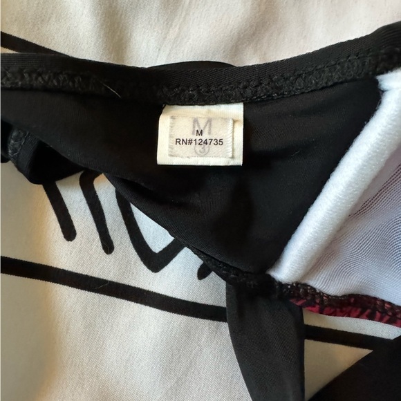 Bikini Set - Picture 3 of 3